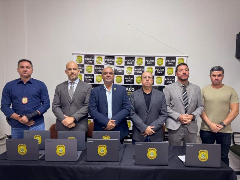 Polícia Civil do Acre promove melhoria operacional com entrega de notebooks e computadores