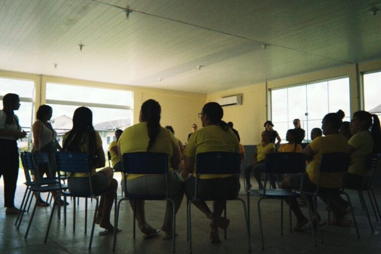 Administração Penitenciária e Defensoria Pública promovem roda de conversa sobre saúde mental com detentas de Rio Branco